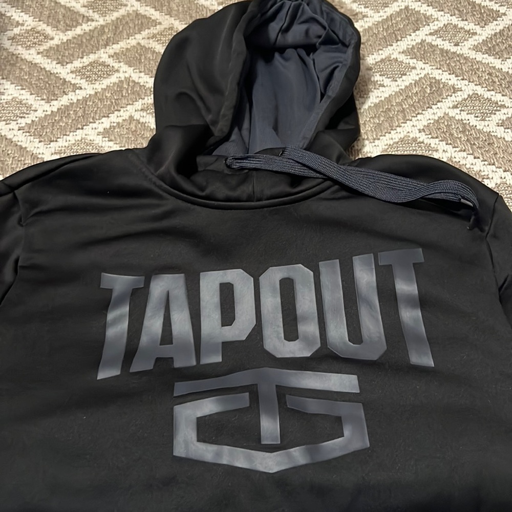 Tapout Black Men’s Medium Black Hoodie